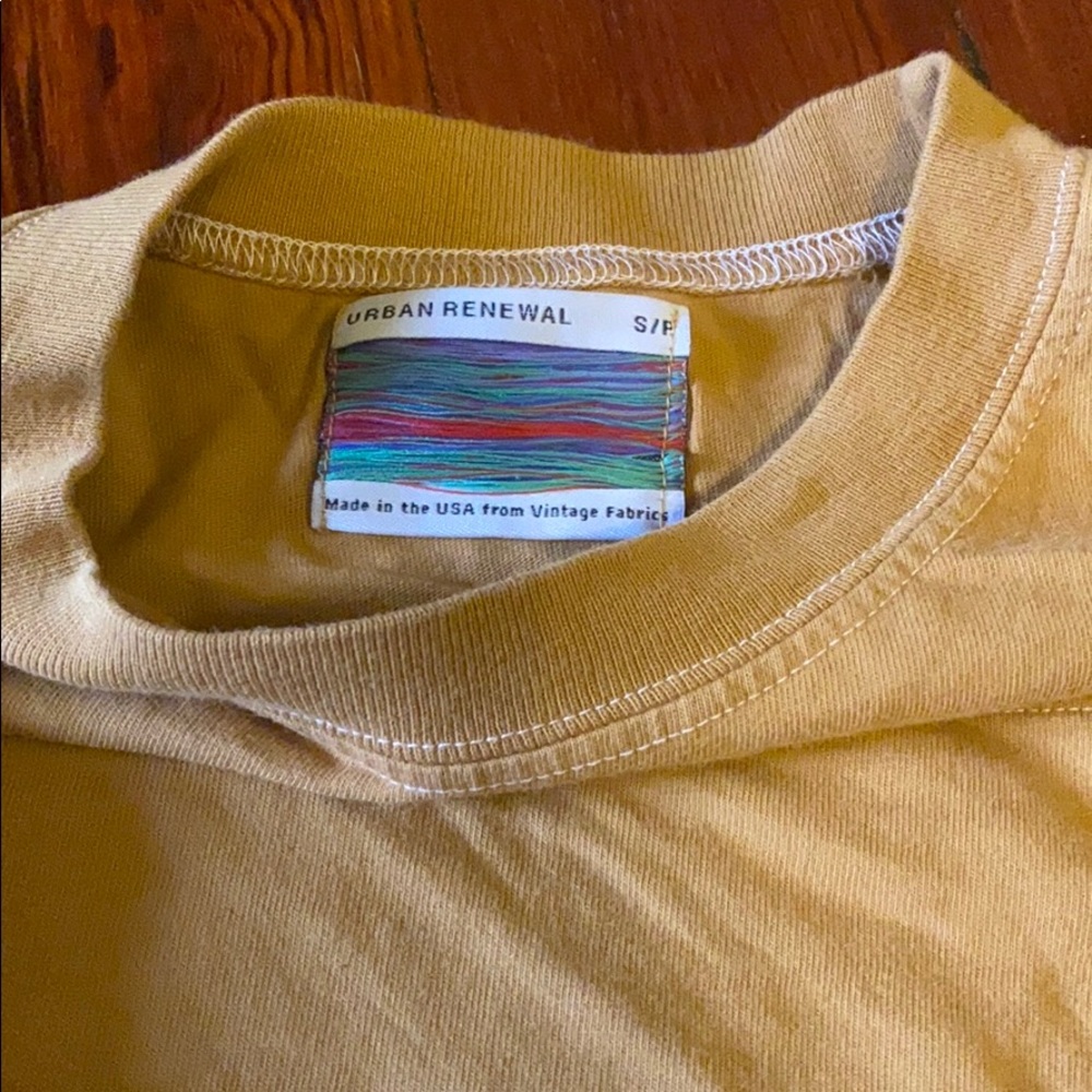 basic tee - Picture 2 of 3